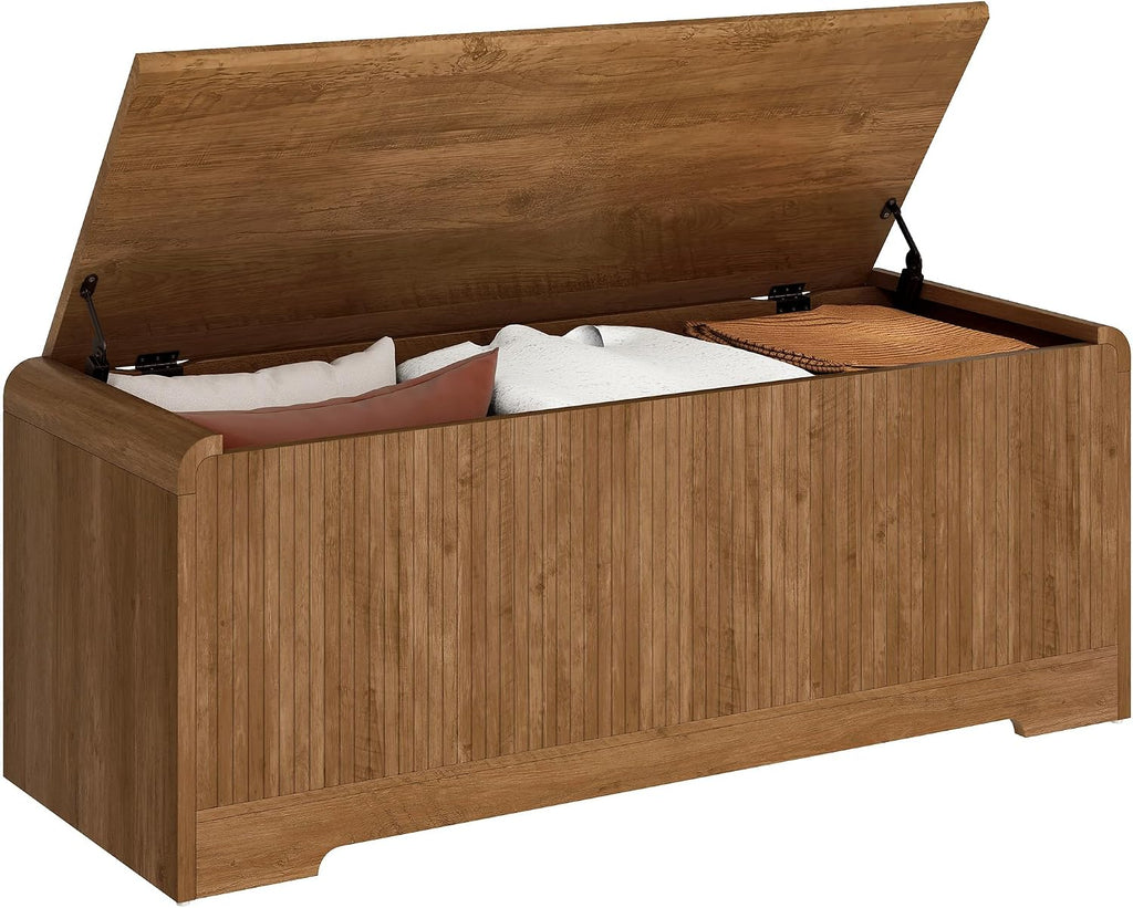 Walnut 47.2" Wooden Storage Chest